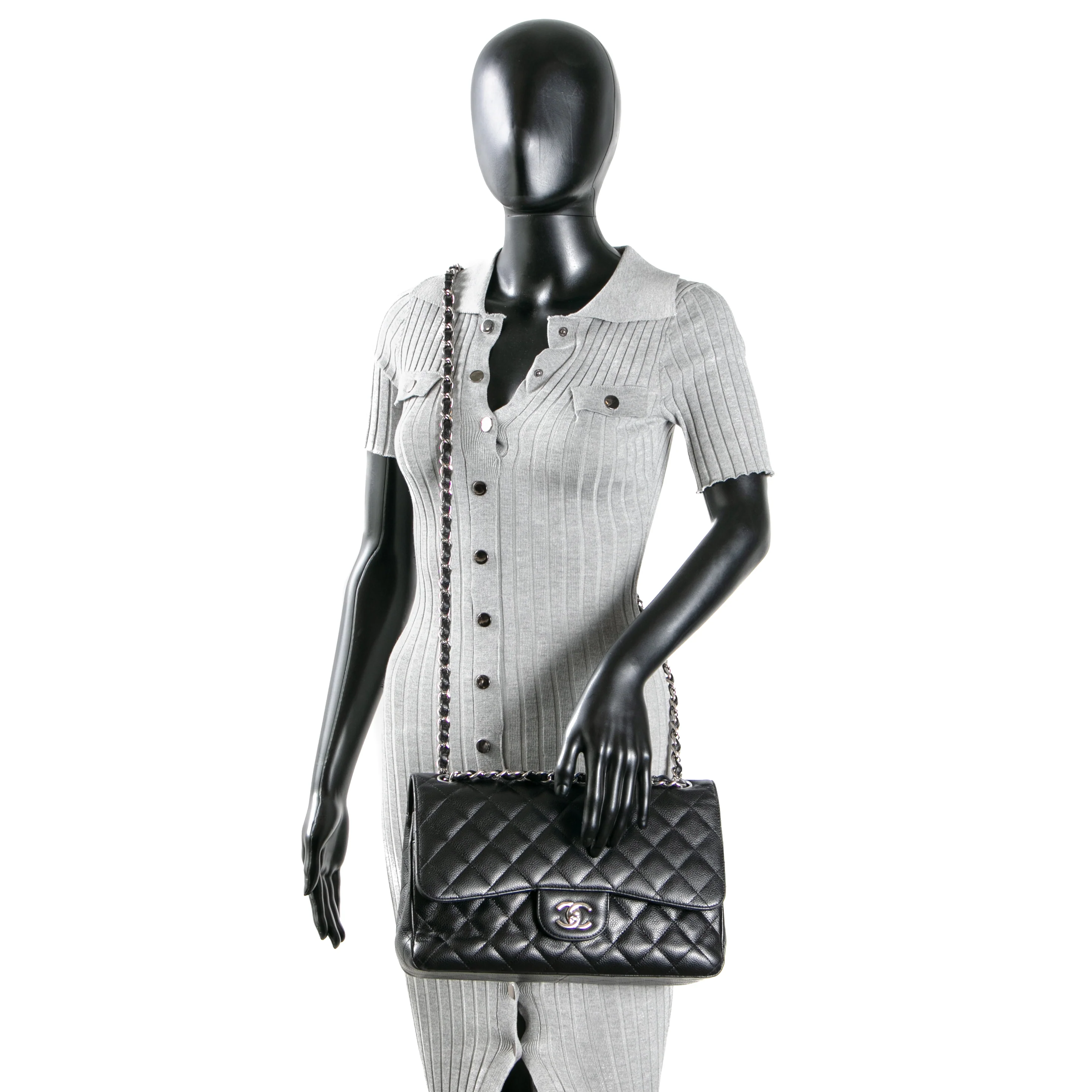 CHANEL Caviar Classic Jumbo Double Flap - Black