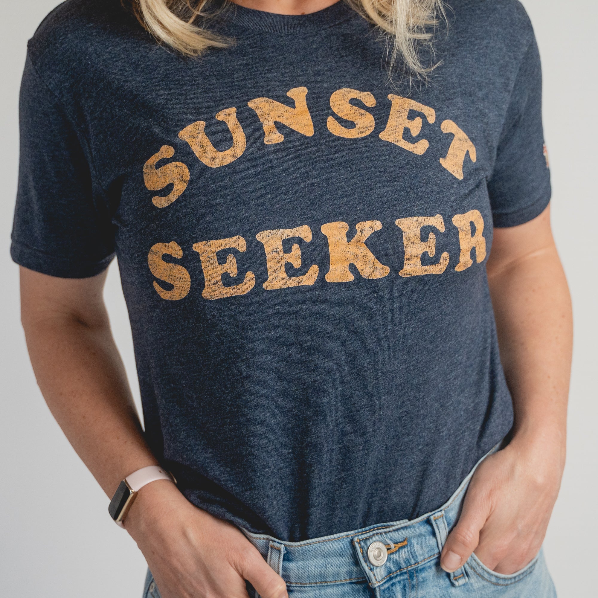 SUNSET SEEKER (UNISEX)