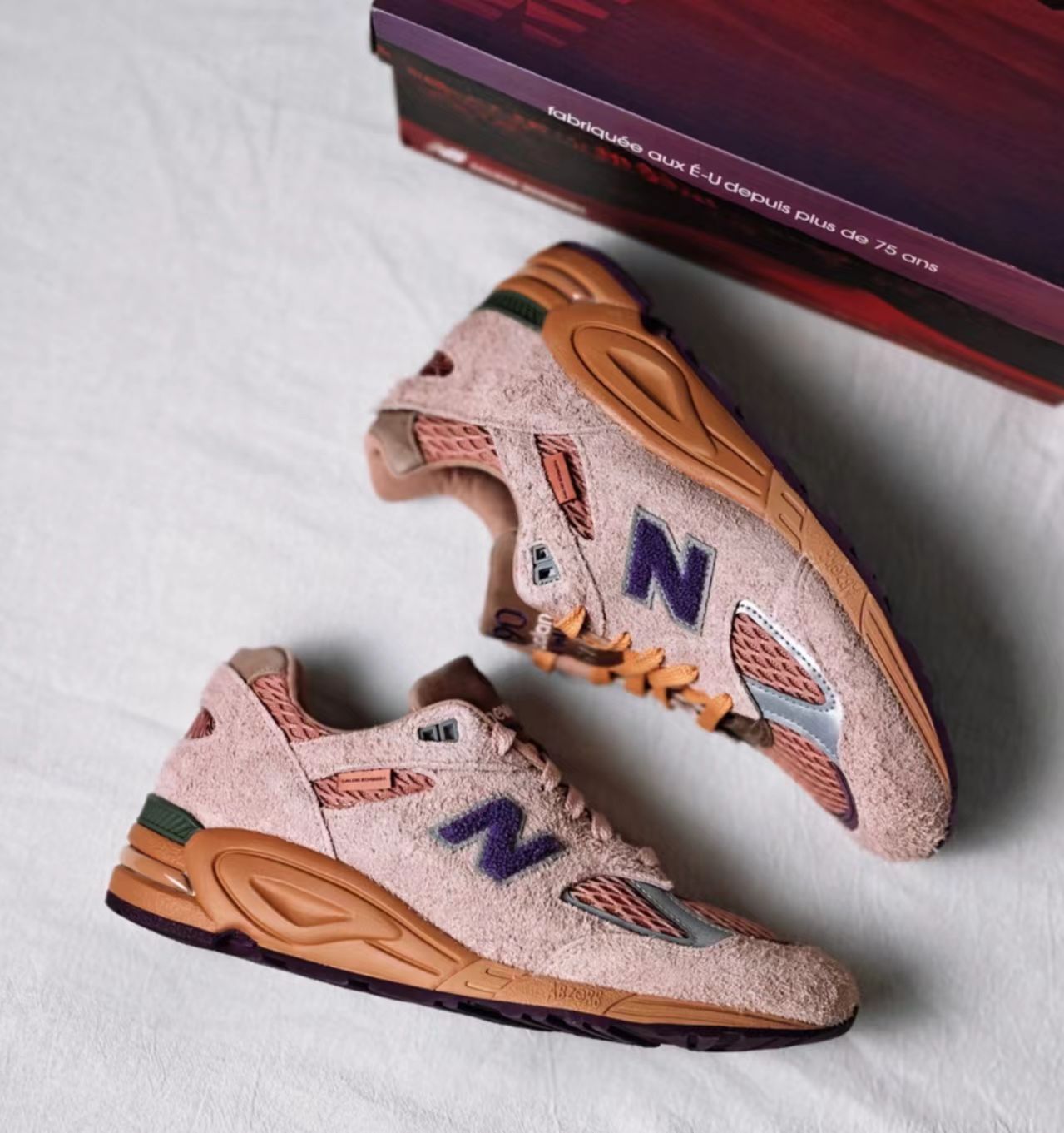 Salem Bembury x New Balance 990v2 