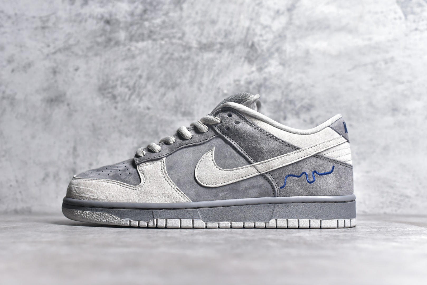 NIKE SB DUNK LOW LONDON 308269-111
