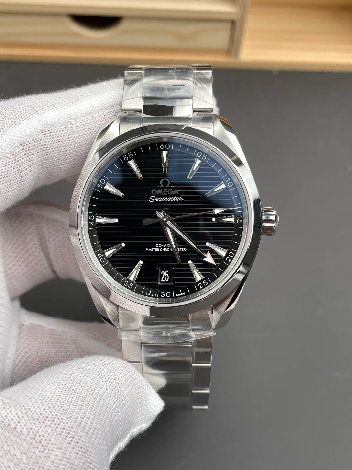 Seamaster 150, Teak Black Dial