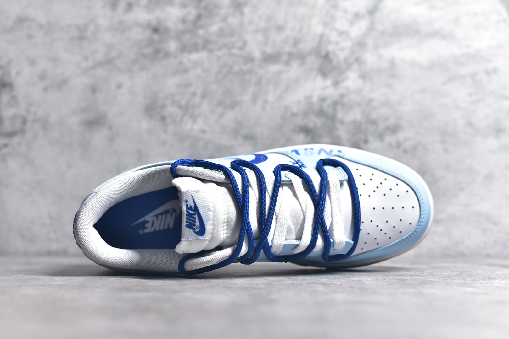 DUNK LOW DV0831-104