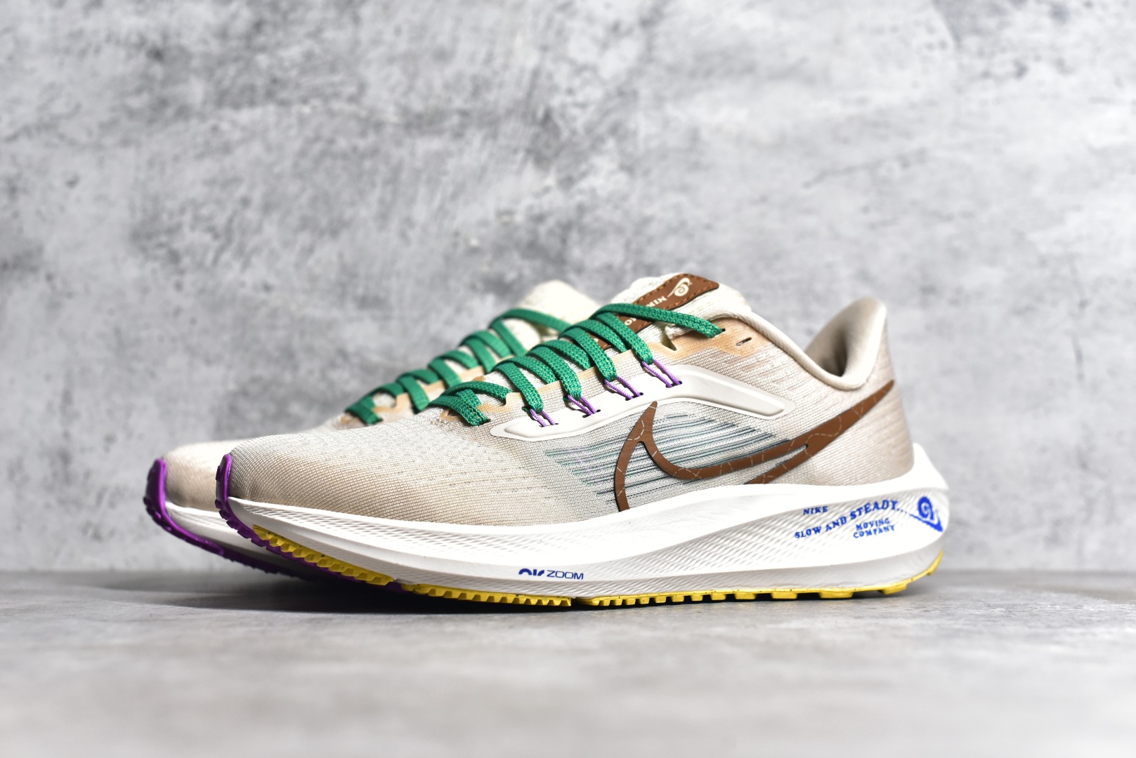 NIKE PEGASUS 39 PREMIUM NIKE MOVING COMPANY MEN'S DV8922-100
