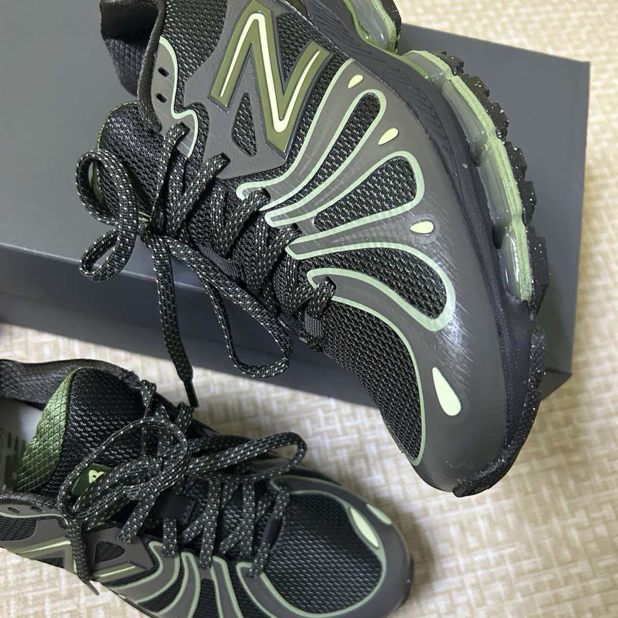New Balance 1890 “Faded Black/Utility Green”