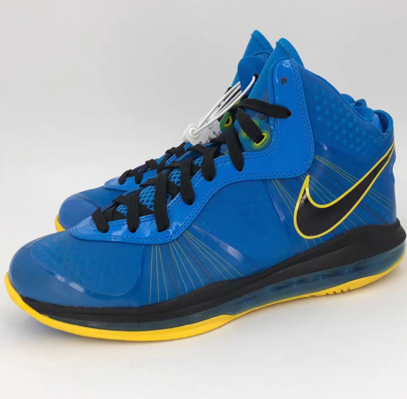 Nike LeBron 8 