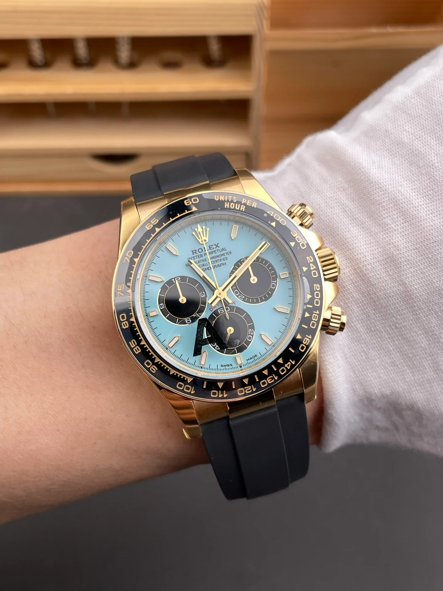 New Daytona Tiffany Blue Dial