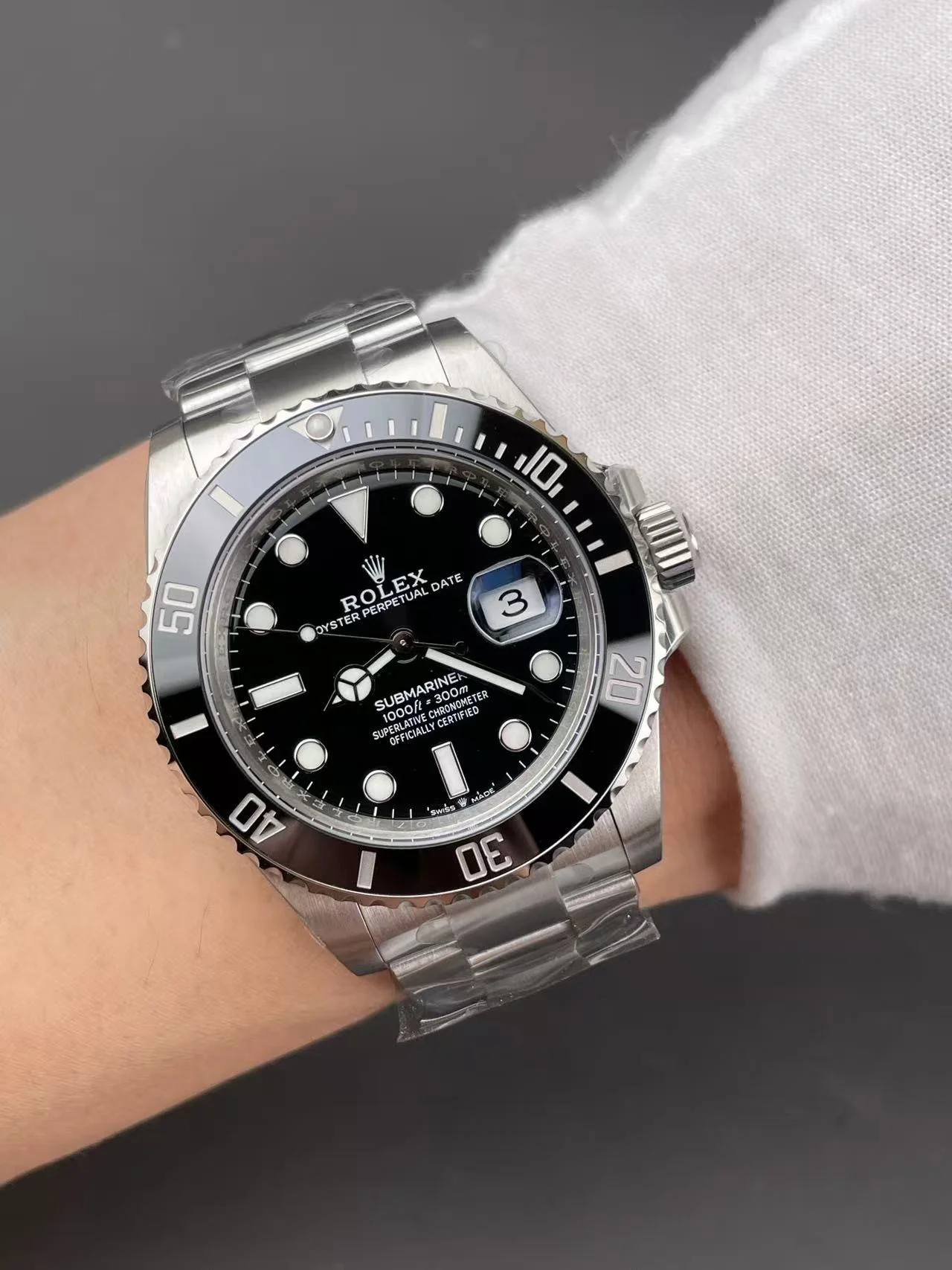Rolex Submariner  M126610LN-0001