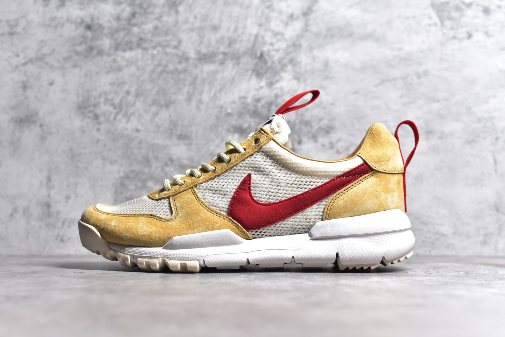 LJ NIKE CRAFT MARS YARD SHOE 2.0 TOM SACHS SPACE CAMP AA2261-100