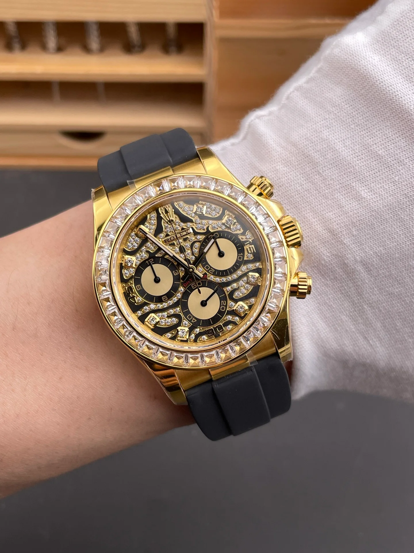 Gold Tiger Daytona