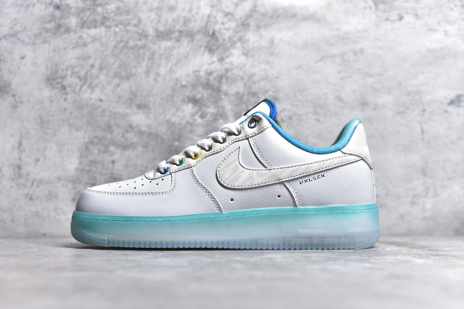 NIKE AIR FORCE 1 LOW “UNLOCK YOUR SPACE” FJ7066-114