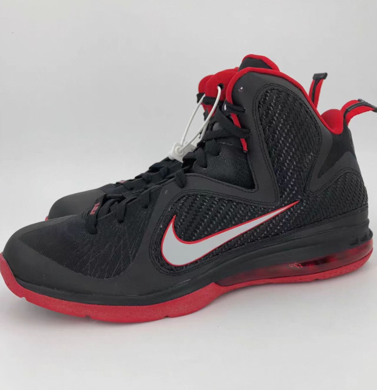 Nike LeBron 9 
