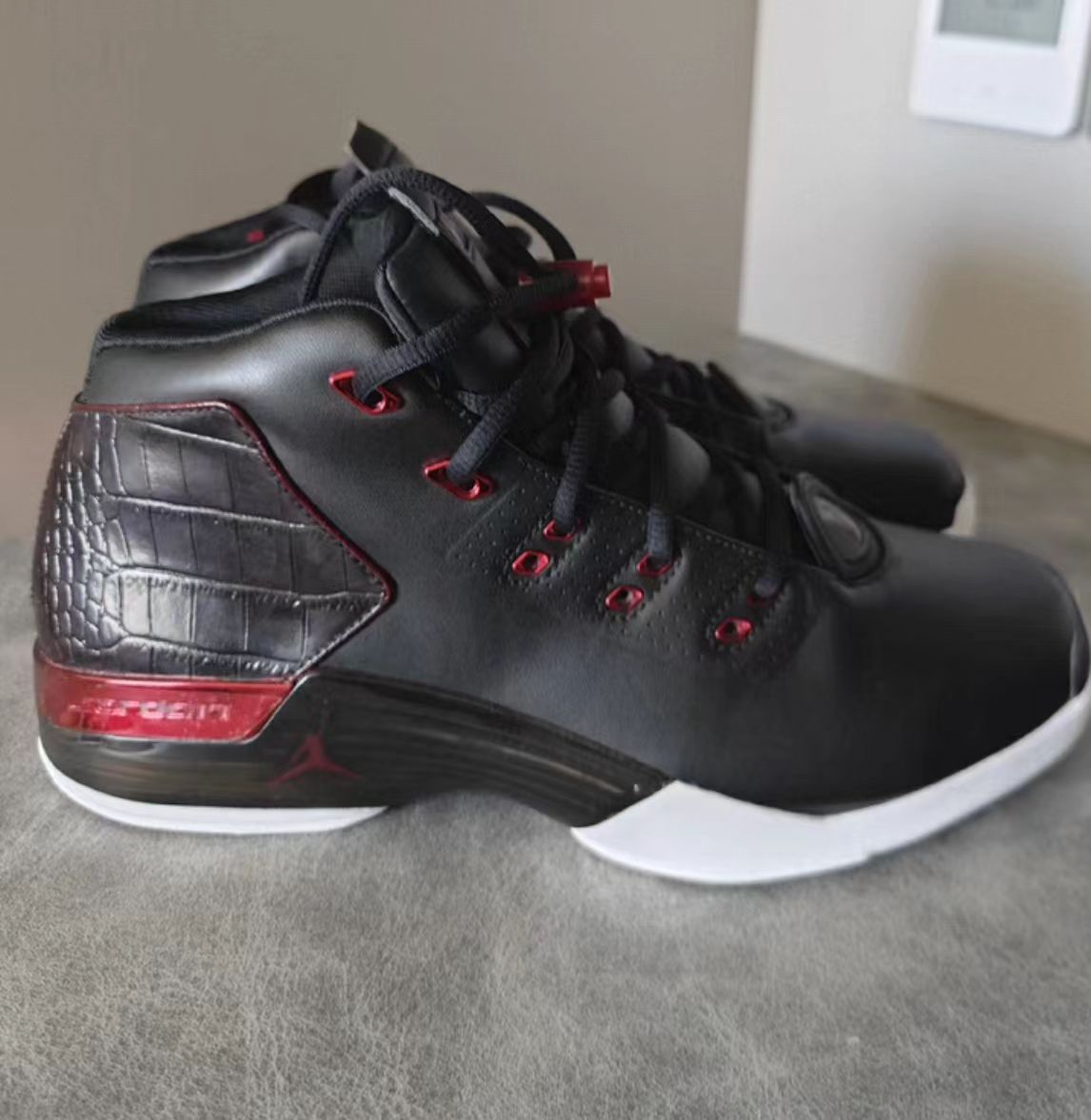 Air Jordan 17 Retro "Bulls"