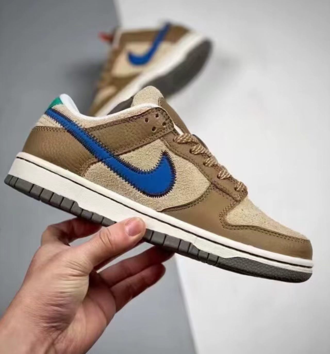 Nike Dunk Low Tan Leather Beige Suede Blue Stitched Swoosh Green Heel Tab
