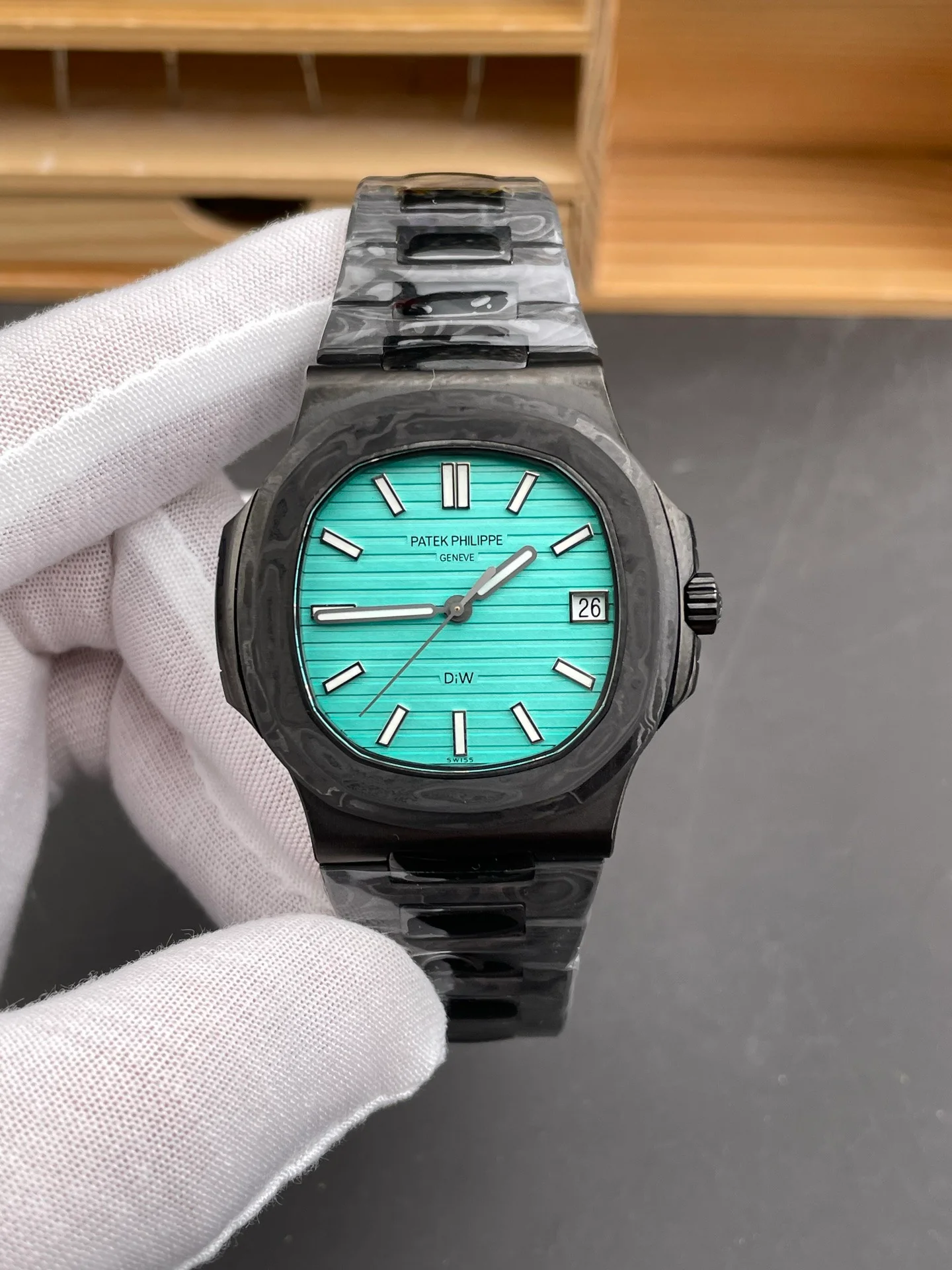 Full Carbon Nautilus 5711 Tiffany Blue