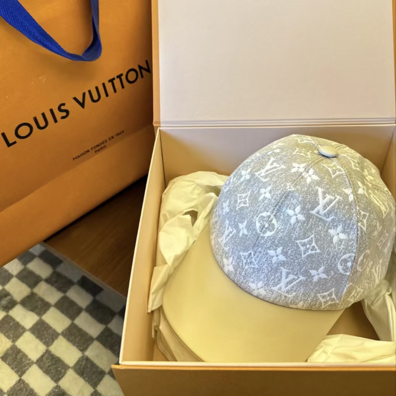 Louis Vuitton Headwear