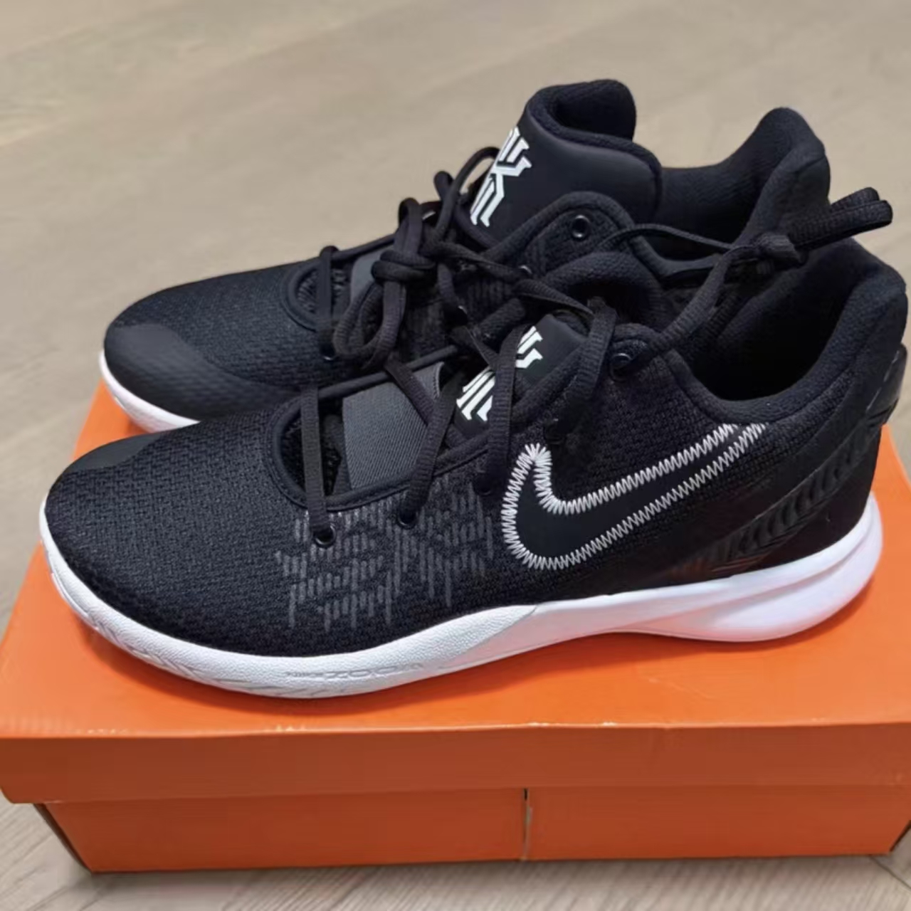 Nike Kyrie Flytrap 2 Black White