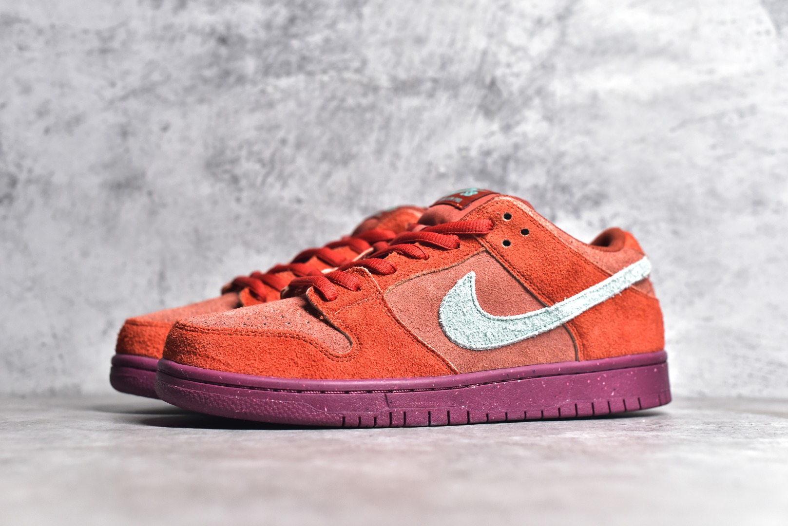 NIKE SB DUNK LOW MYSTIC RED ROSEWOOD DV5429-601