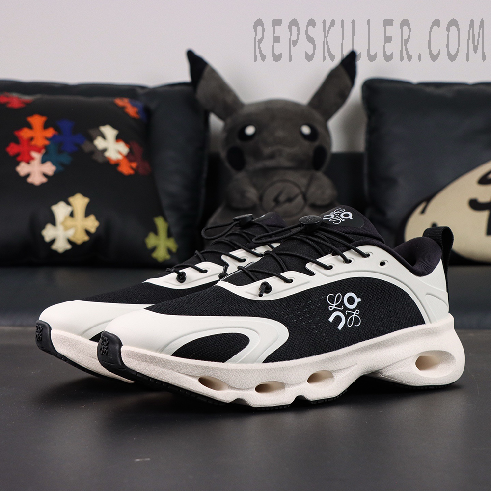 L X ON Cloudsolo 'White Black'