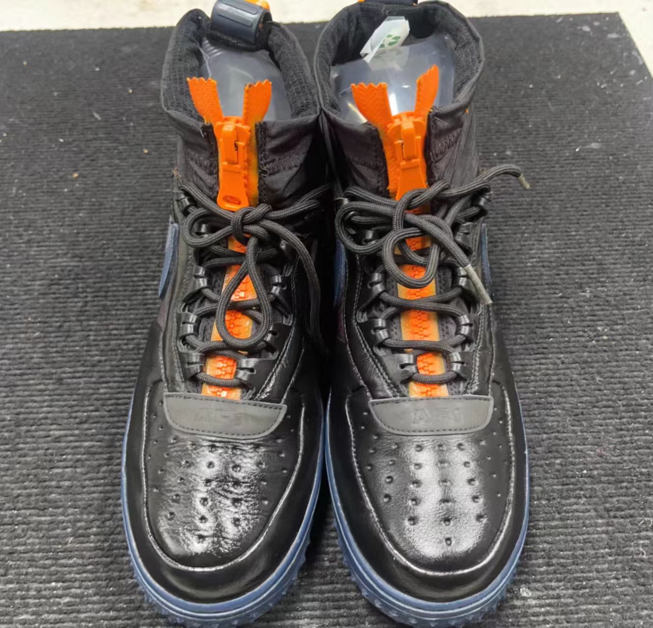 Nike Air Force 1 High Gore-Tex Boot "Black / Orange"