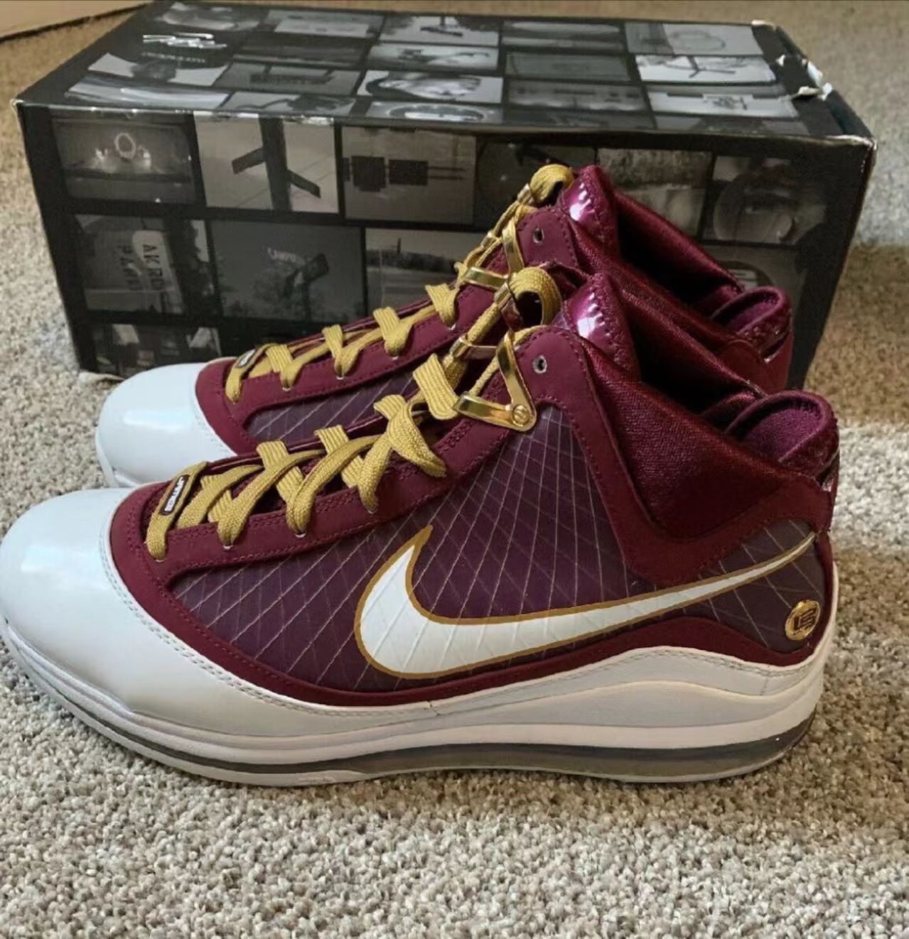Nike LeBron 7 