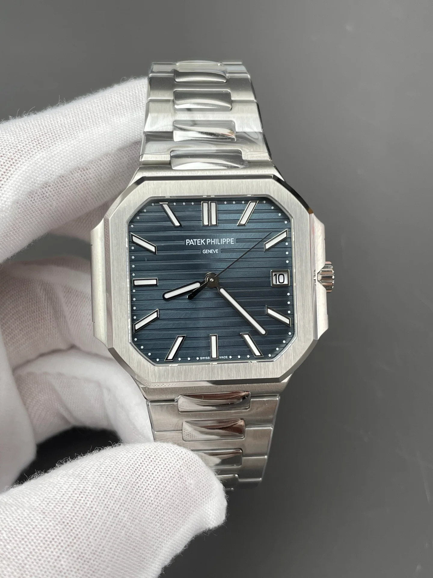 Patek Cubitus 7128 Blue Dial (Small TV)
