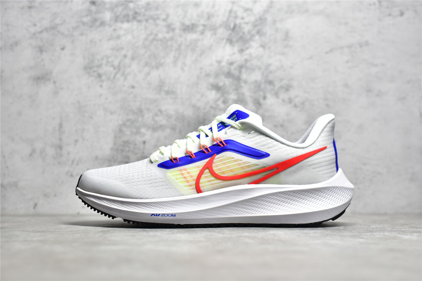 NIKE AIR ZOOM PEGASUS 39 DX3354-100