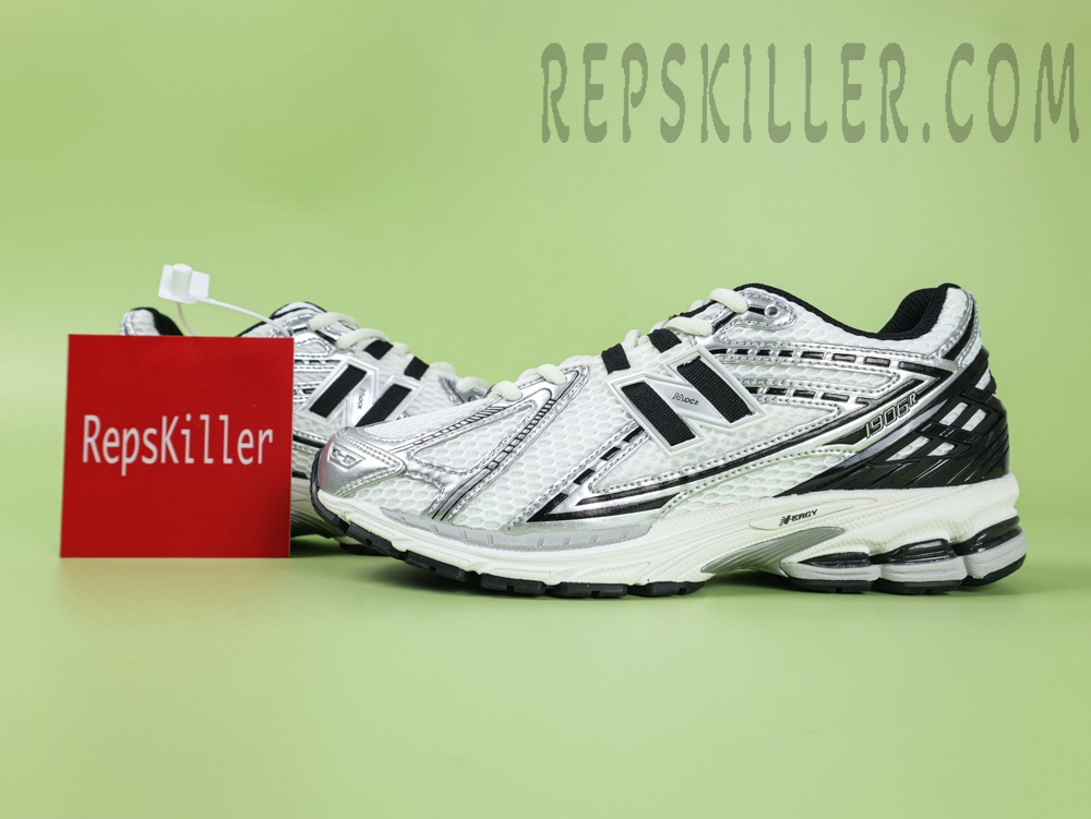 New Balance 'Silver Black'