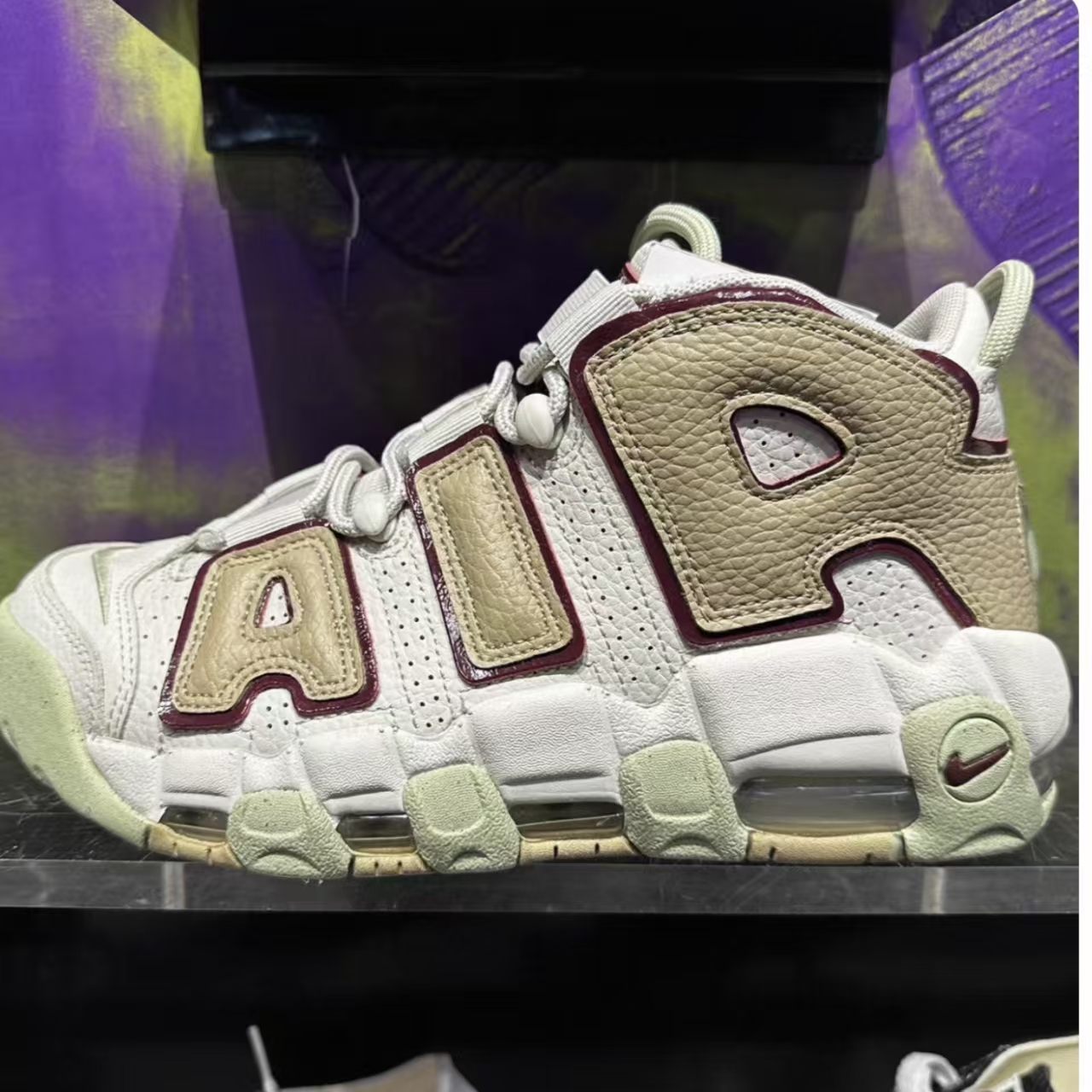 Nike Air More Uptempo White Beige Red