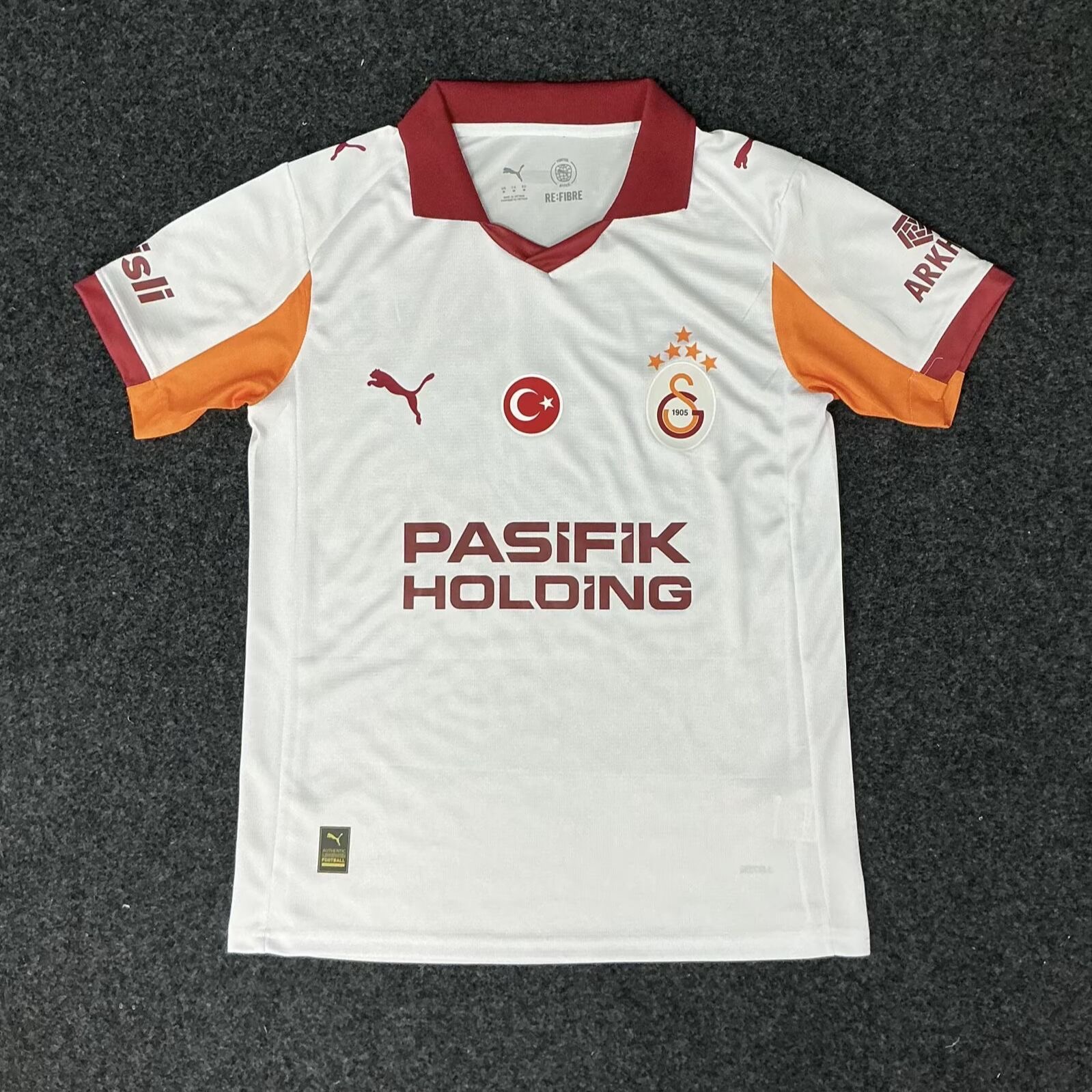 Galatasaray Away Football Jersey Custom Shirt 2025/26 - With Sponsors