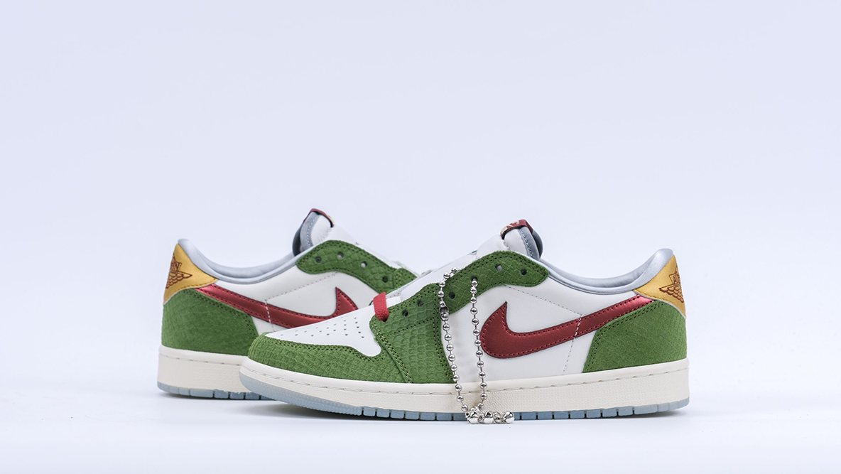 Jordan 1 Retro Low OG 'Year Of The Dragon'