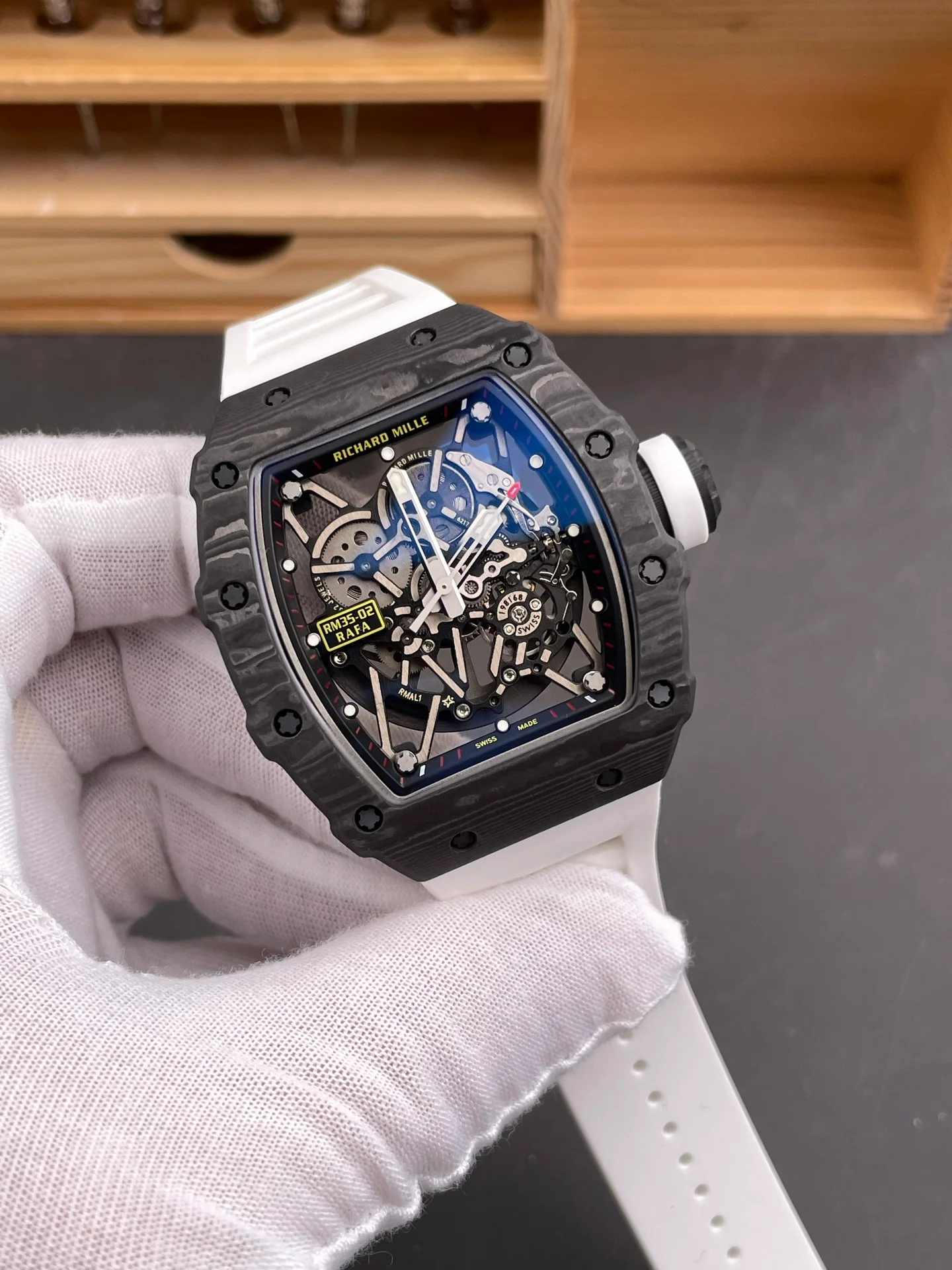 RM35-02 Carbon Fiber Red Bezel