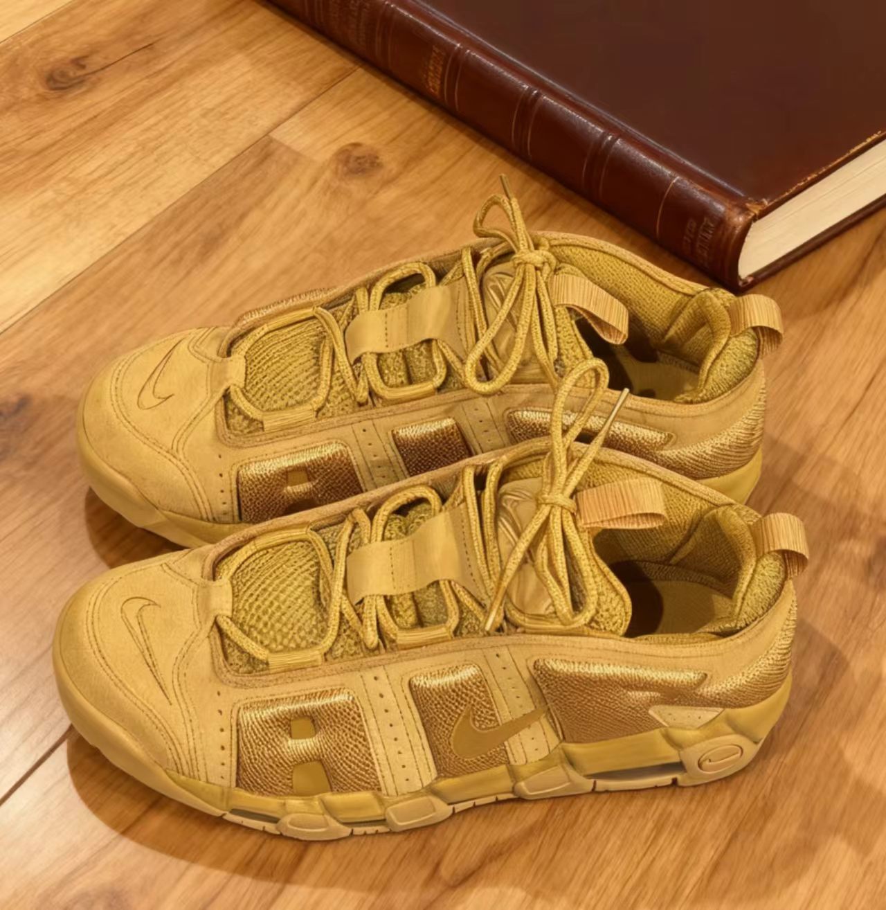 Nike Air More Uptempo Low Wheat