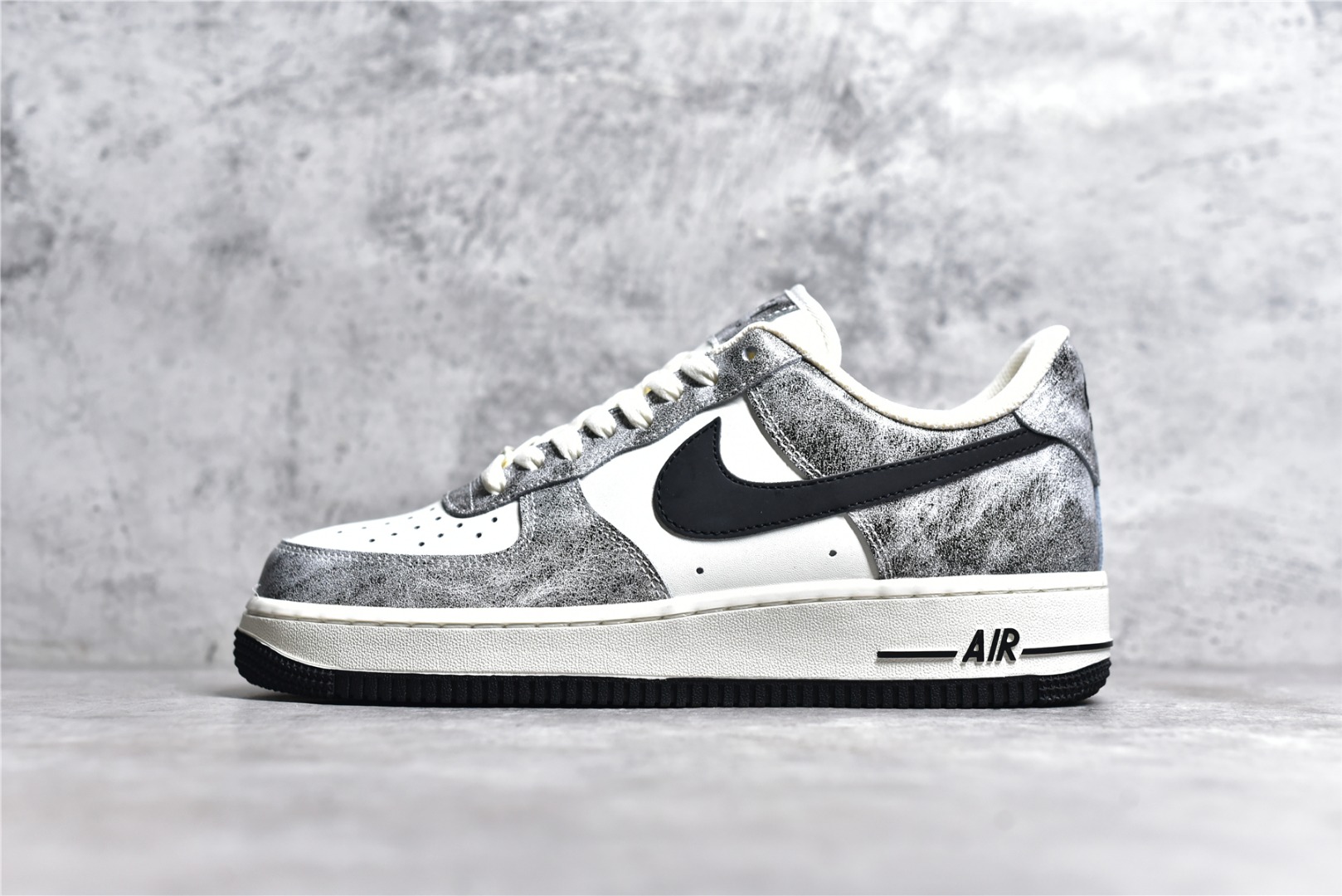 NIKE AIR FORCE 1 LOW '07 YY6938-365