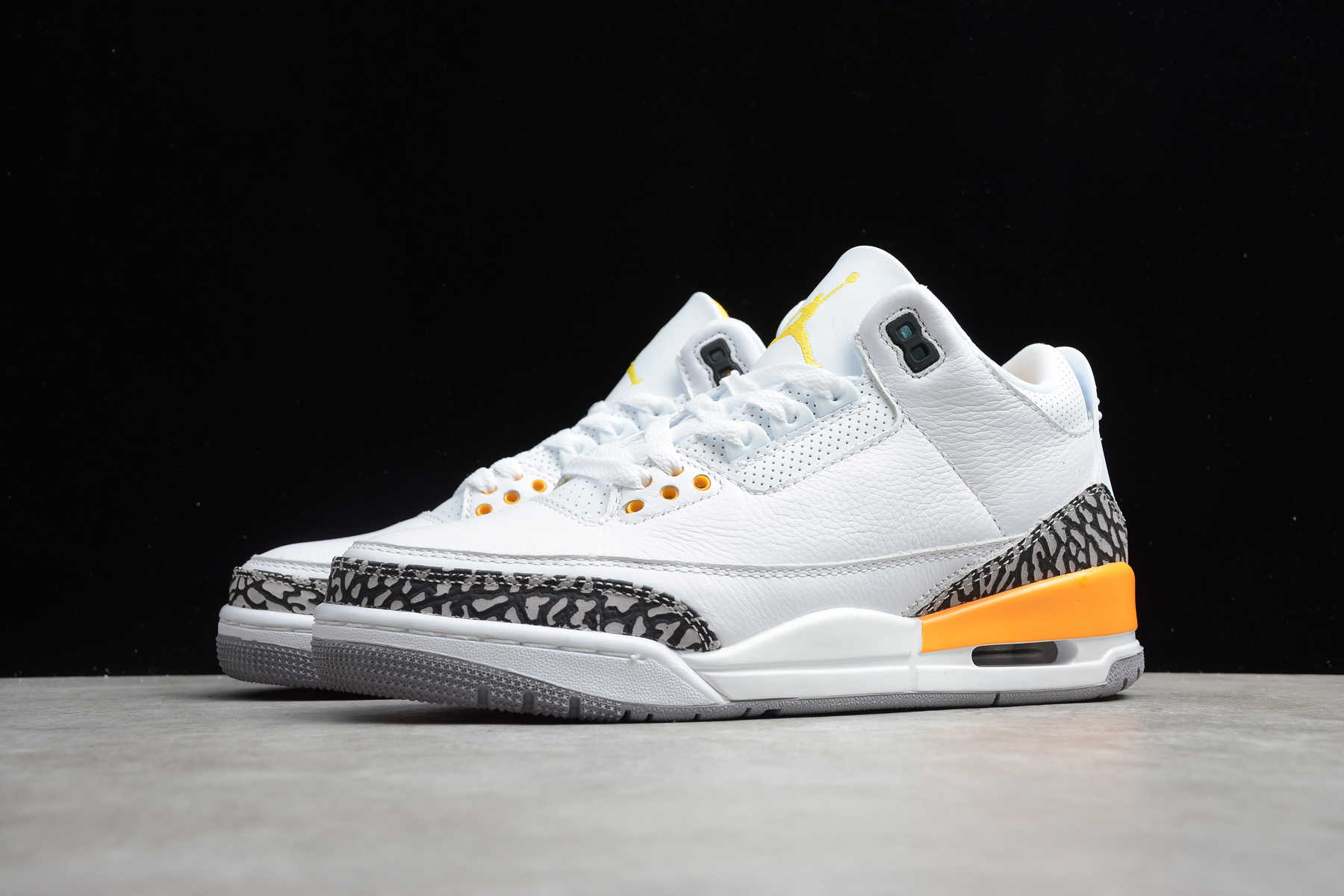 Air Jordan 3 Retro 
