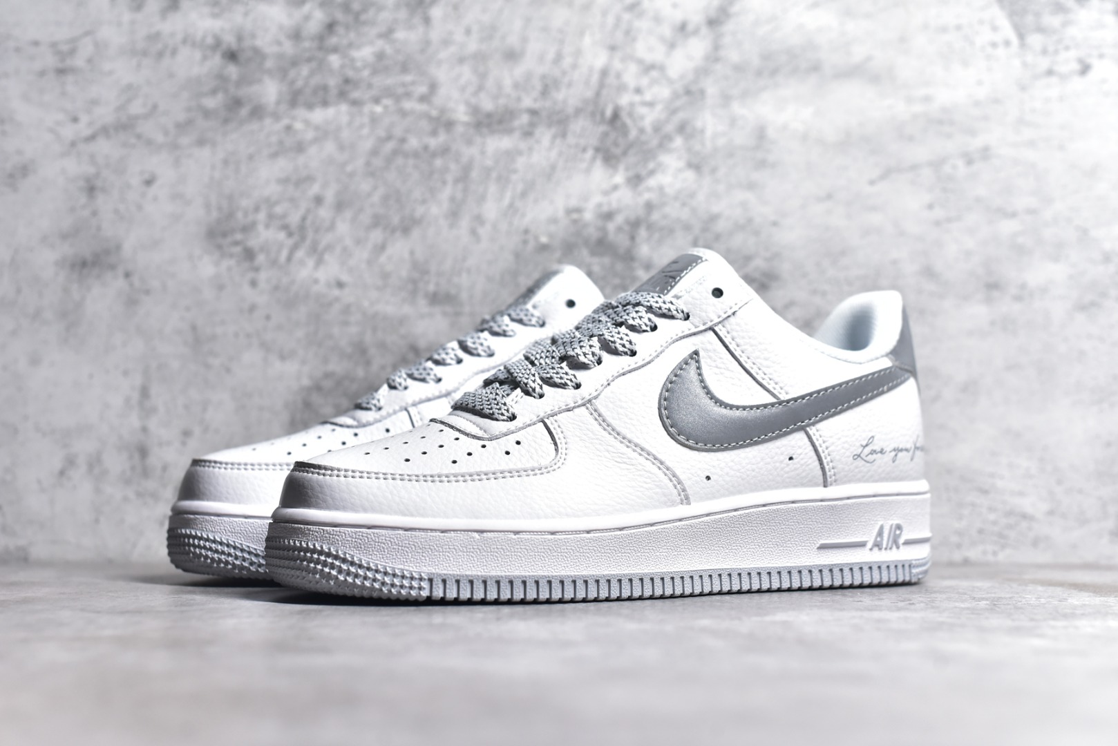 NOCTA X NIKE AIR FORCE 1’07 LOW “CERTIFIED LOVER BOY” LO1718-051