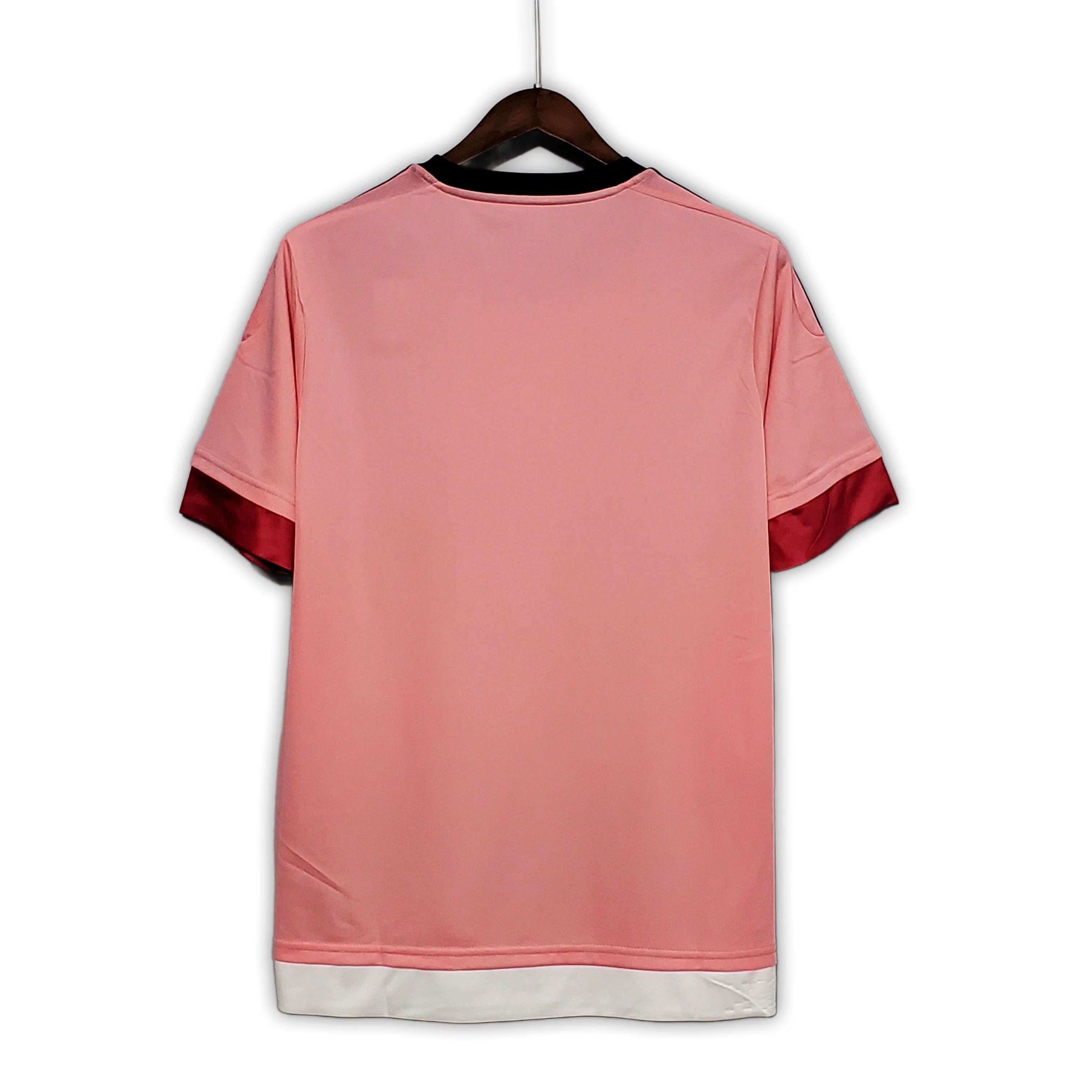 Juventus 2015/16 Away