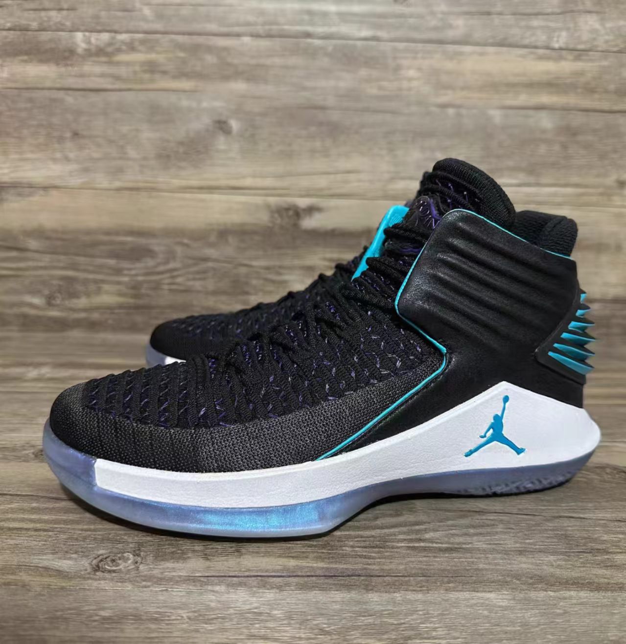 Air Jordan 32 High 'Boardwalk'