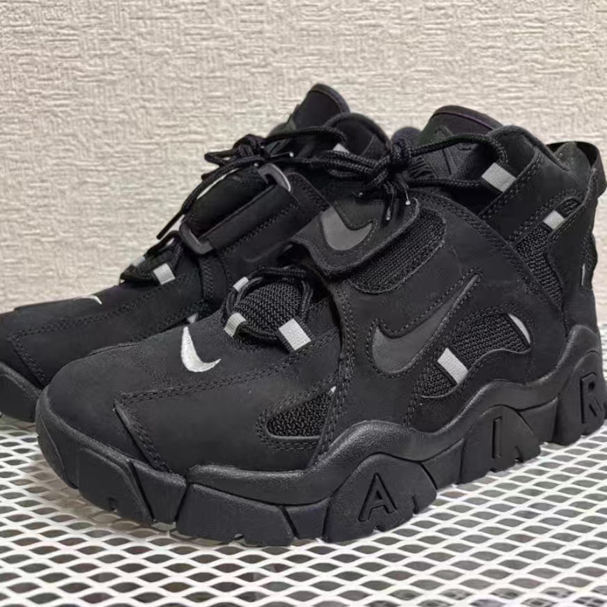 Nike Air Barrage Mid“Black”