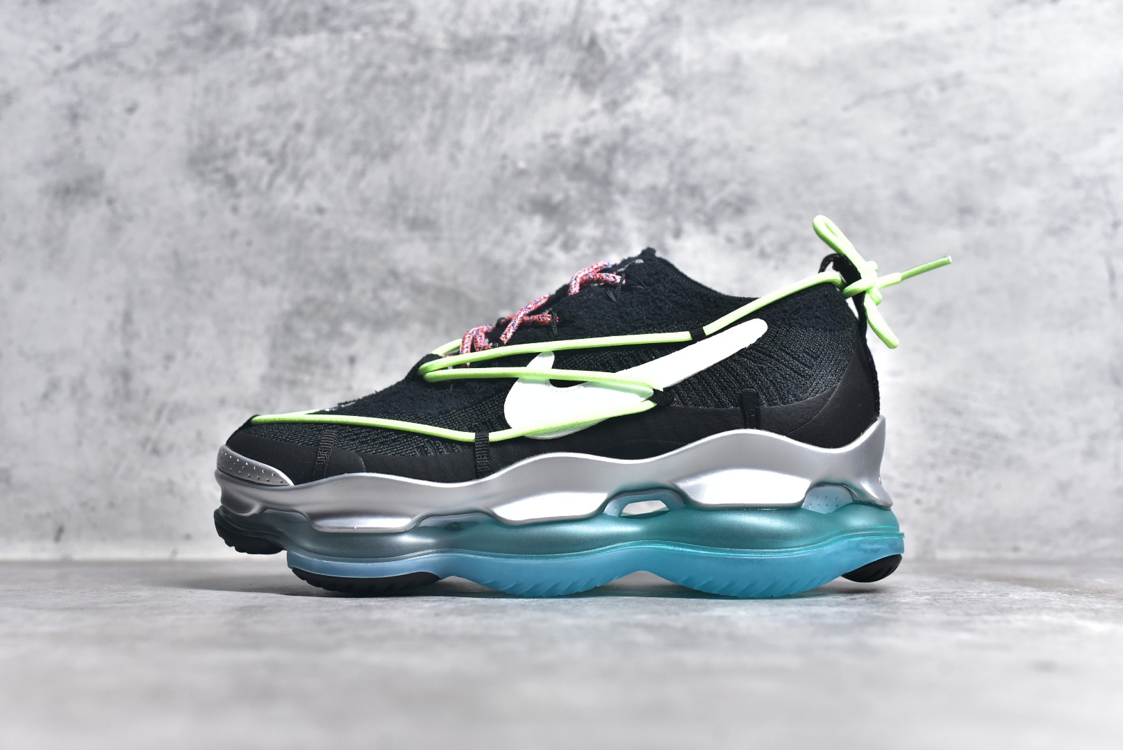 KO AIR MAX SCORPION FLYKNIT FN8884-011