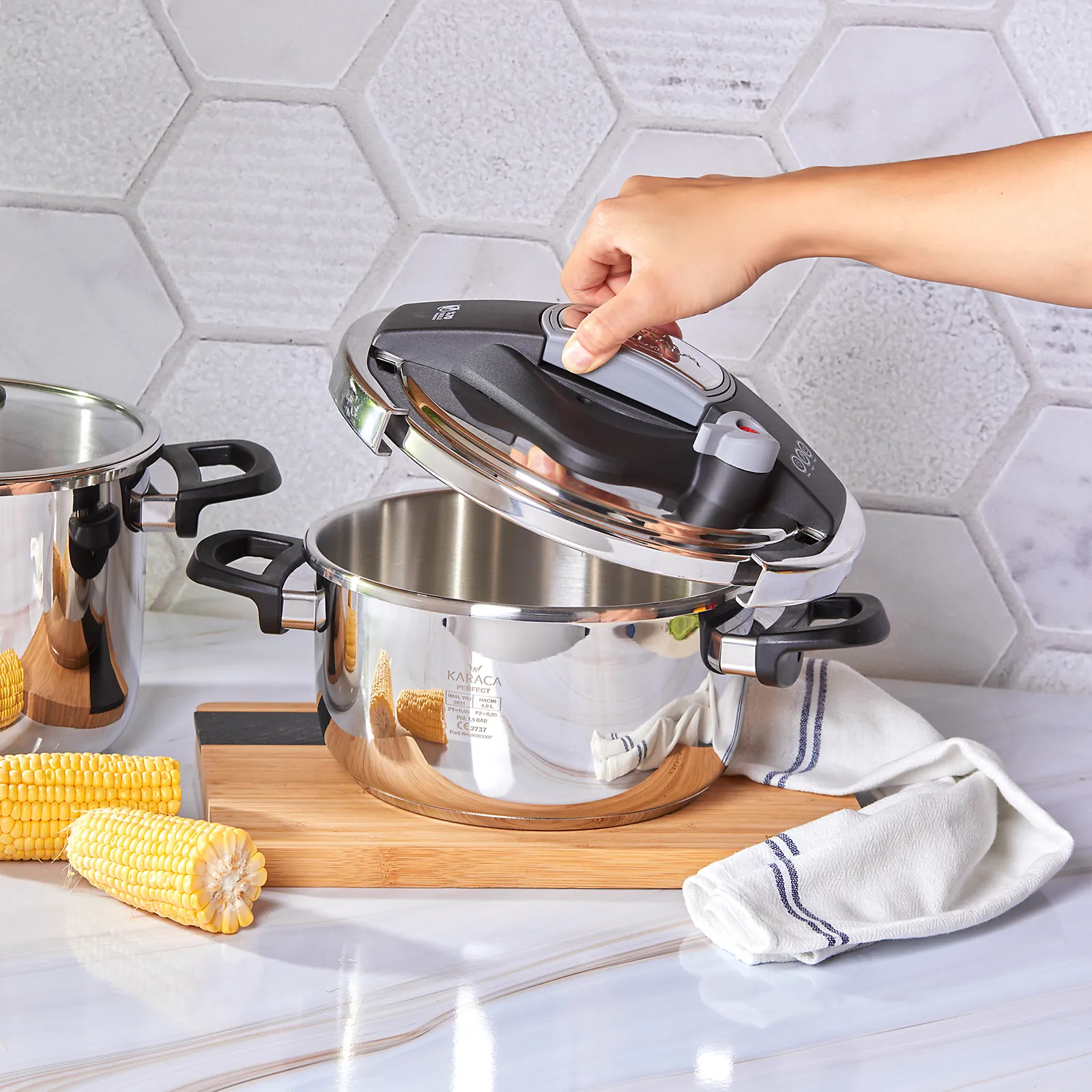 Ensemble d'autocuiseurs Karaca Perfect Gray 4 + 6 L