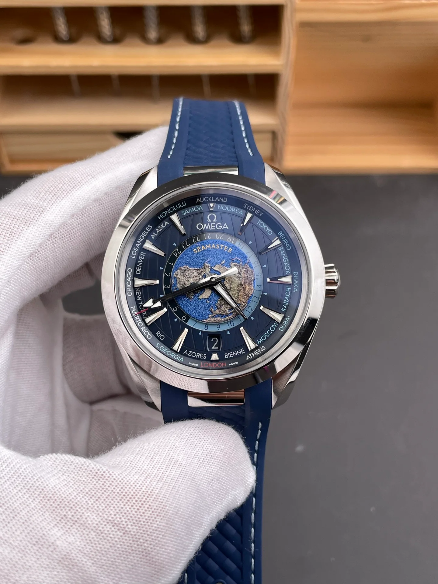 Rubber Strap Worldtimer Blue Seamaster 150M