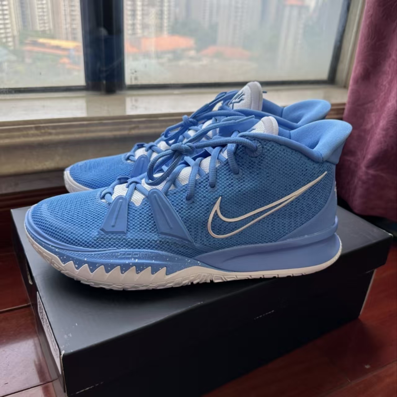 Nike Kyrie 7 Team University Blue White