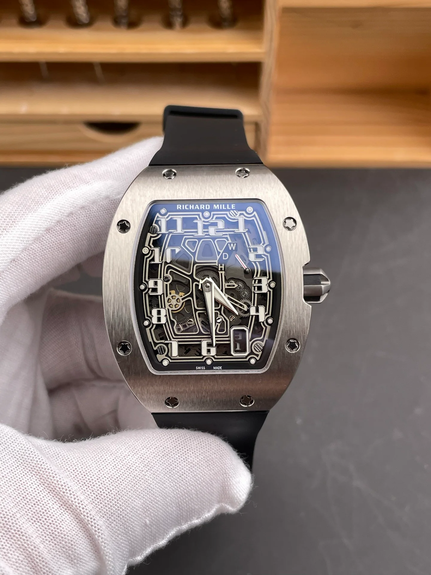 RM67-01 Titanium Case