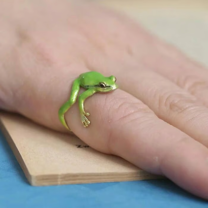 🐸Tree Frog Ring & Earrings
