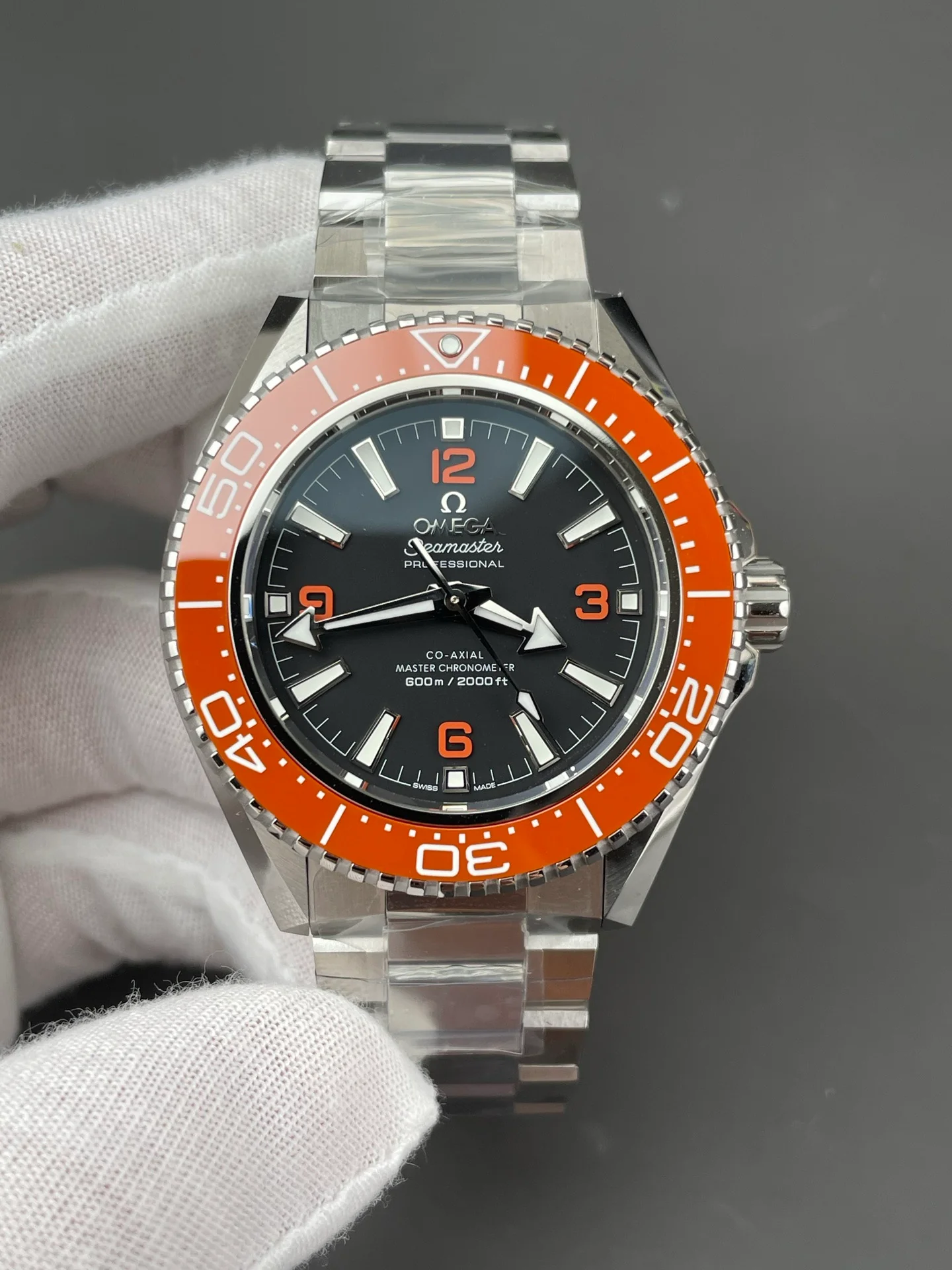 Omega Seamaster Ocean Universe 600M