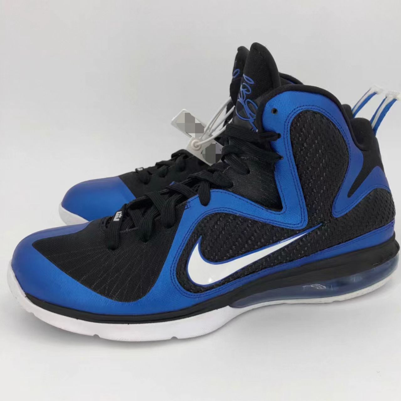 Nike LeBron 9 