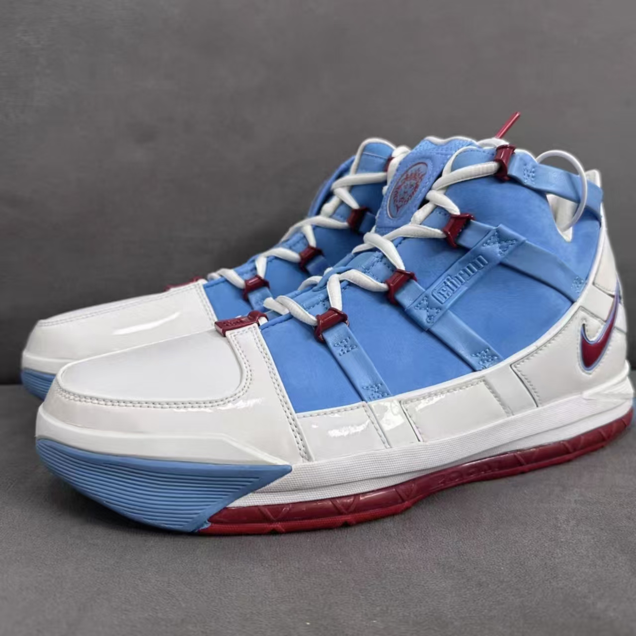 Nike Zoom LeBron 3 