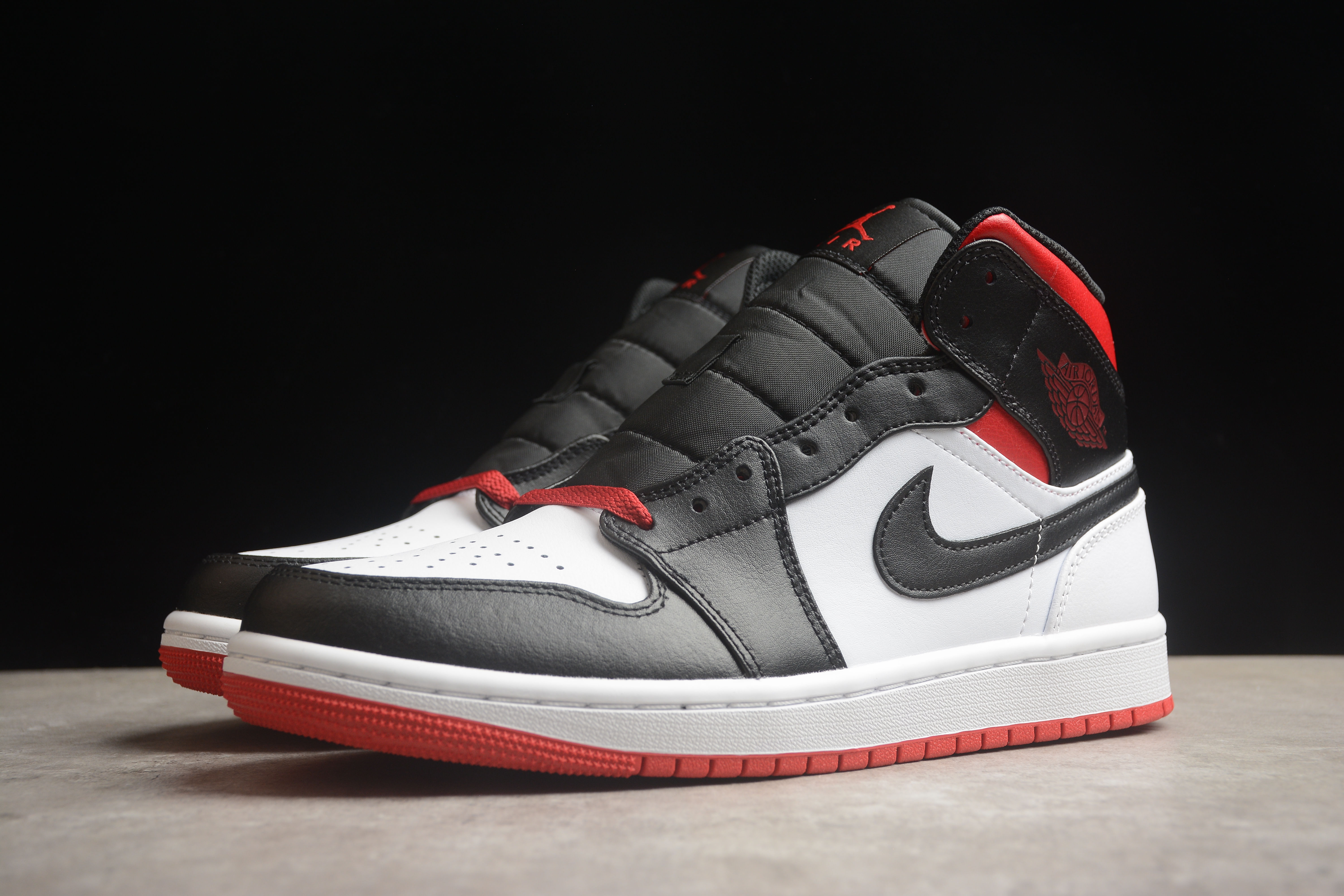 Air Jordan 1 AJ1 Mid