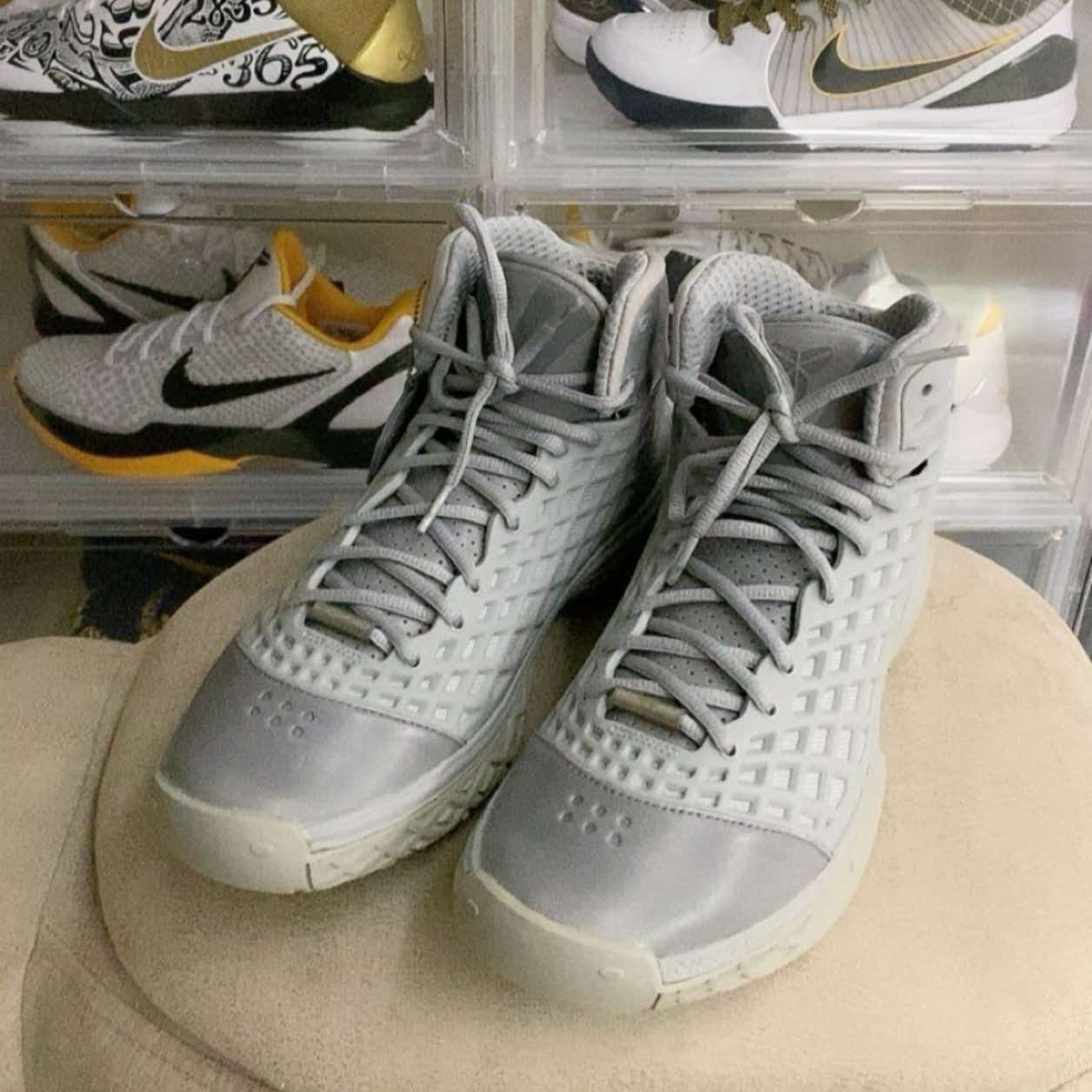 Nike Zoom Kobe 3 Black Mamba Collection Fade to Black  OG
