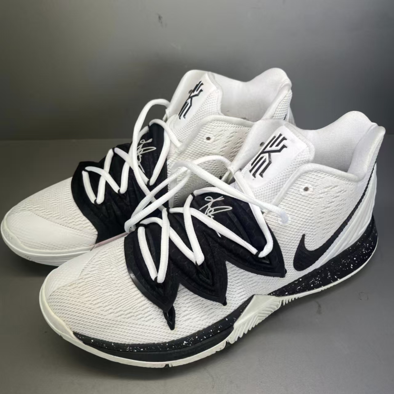Nike Kyrie 5 